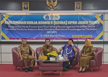 Komisi E DPRD dan Dinas Pendidikan Jatim Bahas BPOPP di SMA Negeri 2 Sidoarjo