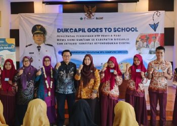 Ratusan Siswa SMA Negeri 1 Waru Senang Difasilitasi Perekaman e KTP dan Aktivasi IKD