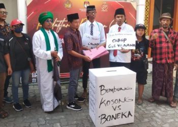 Lawan Paslon Tunggal, ’11 Partai’ Koalisi Bumbung Kosong Daftarkan Paslon Baru ke KPU Gresik