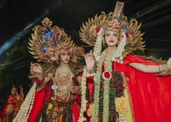 Gudang Garam Usung Tema ‘Exotic Flower in Paradise’ di Kediri Night Carnival