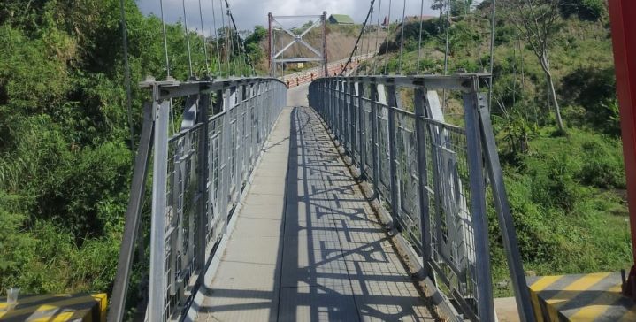 Jembatan Gantung Rejoagung Jadi Pengungkit Perekonomian Desa