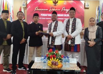 Paslon Tunggal di Pilkada Gresik Munculkan Rasan-rasan Politik: Kuatnya Tekanan Orang Pusat  