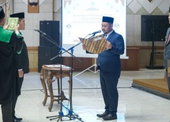 Tingkatkan Pelayanan, Bupati Gresik Lantik Kabid Pelayanan RS Gresik Sehati