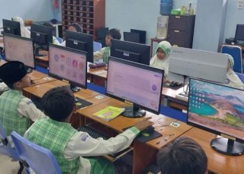 Kado Spesial HUT ke-79 Kemerdekaan RI, Siswa SDMM Ciptakan Game Tarik Tambang