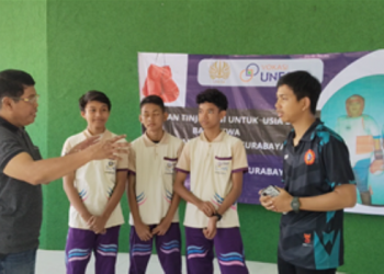 PKM Unesa Beri Pelatihan Tinju Mini Usia Dini Siswa SMP Muhammadyah 2 Surabaya