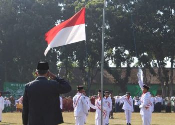 Rekor Baru Upacara Bendera di Badas Kediri, Tembus hingga 1.500 Peserta