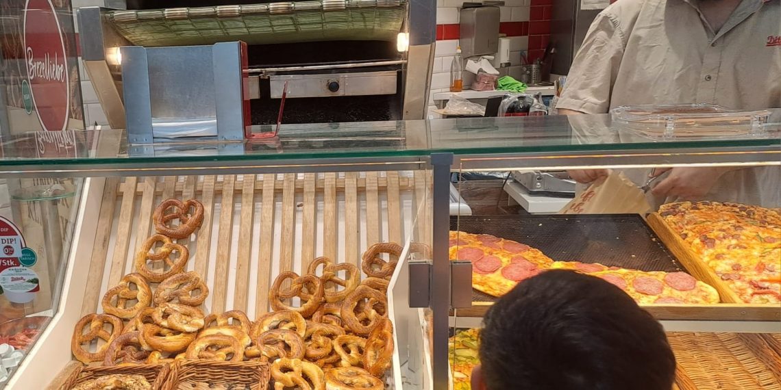 Sarapan Roti ‘Brezel’ Jerman