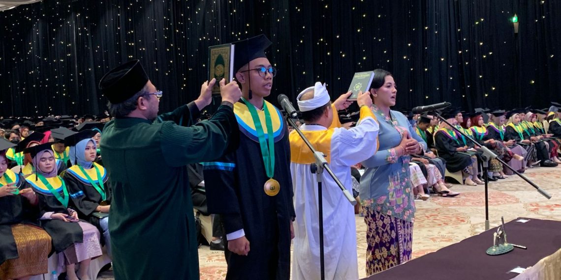 Penerima KIPK Unusa Dominasi Wisudawan ’Cumlade’