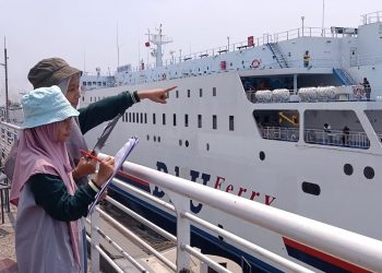 Pembelajaran Luar Kelas, Kunjungi Pelabuhan Perak