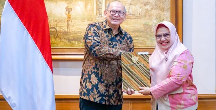 Bupati Yani Cuti Maju Pilkada, Wabup Bu Min Resmi Plt Bupati Gresik