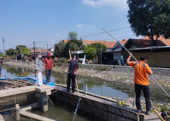 Perumda Delta Tirta Sidoarjo Gandeng Pemangku Kepentingan, Atasi Penurunan Debit Air Kali Pelayaran