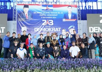 Gelar HUT Demokrat ke-23, Michael Optimis Ipuk-Mujiono Menang Pilkada