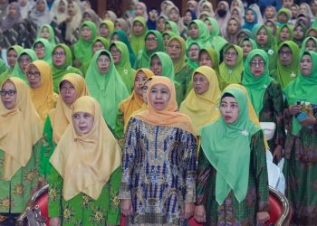 Punya Kinerja Luar Biasa, Khofifah Semakin Diinginkan Kiai Menang di Pilgub Jatim