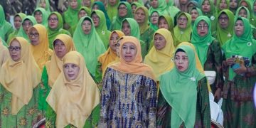 Punya Kinerja Luar Biasa, Khofifah Semakin Diinginkan Kiai Menang di Pilgub Jatim