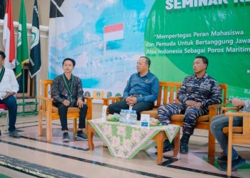 HMI Gelar Seminar di Ibrahimy Genteng, Ajak Mahasiswa Peduli Maritim