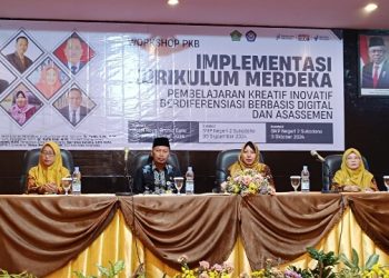 Program PKB Bagi Guru SMP Negeri 2 Sukodono Berdiferensiasi dan Berbasis Digital