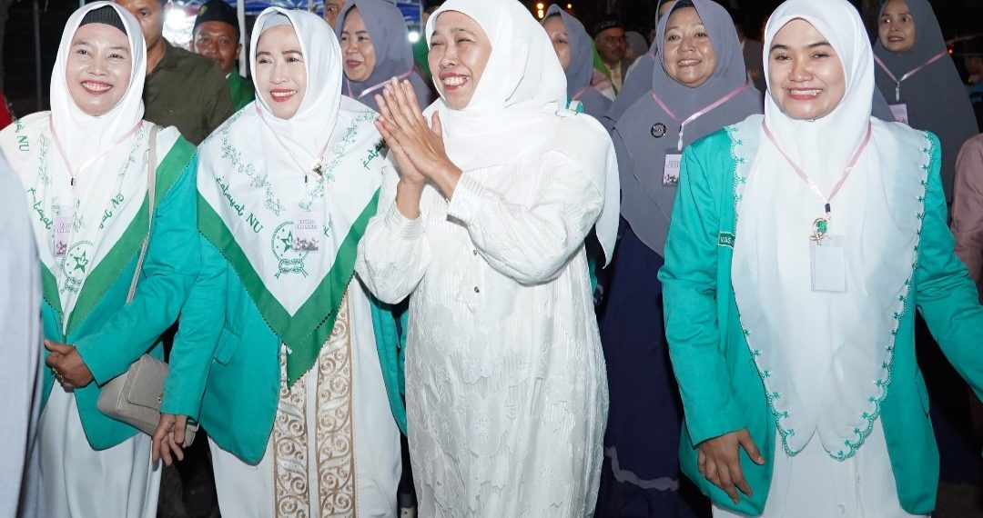 Perhatikan Nasib Rakyat, Khofifah Dinilai Ibunya Masyarakat Jawa Timur