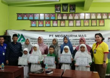 PT. Megasurya Mas Berikan Beasiswa kepada 400 Siswa-Siswi