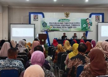 Guru Al Muslim Antusias Mengikuti Sosialisasi Pengelolaan Sampah dari DLHK Sidoarjo