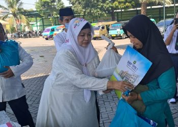 Peringati Maulid Nabi, siswa SMP YPM 1 Taman Berbagi Kebahagiaan Dengan Anak Yatim