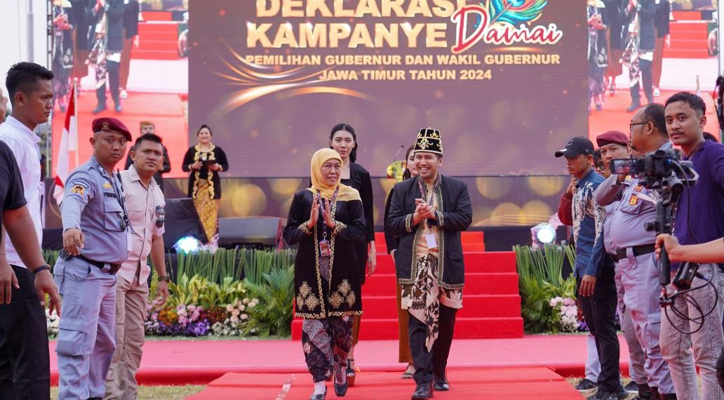 Deklarasi Kampanya Damai, Khofifah-Emil Bertekad Kuat Utamakan Persatuan Jawa Timur