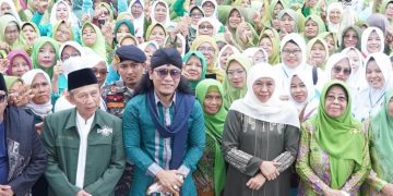 Gus Miftah Gandeng 30 Ribu Muslimat Ketuk Pintu Langit agar Khofifah Pimpin Jatim