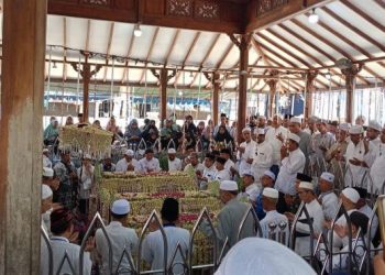 Ribuan Jamaah Ikuti Haul ke-624 Sunan Gresik Maulana Malik Ibrahim