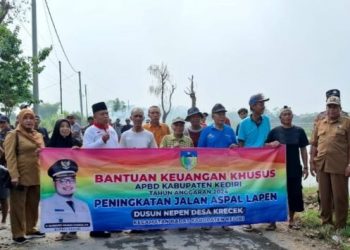 Terima BKK Rp 150 Juta, Pemdes Krecek-Badas Lakukan Perbaiki Jalan Dusun Sepanjang 534 Meter