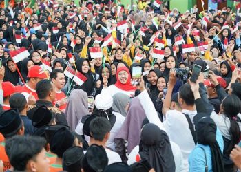 Kombinasi Tepat, Khofifah-Emil Jadi Pilihan Terkuat Generasi Muda Jatim