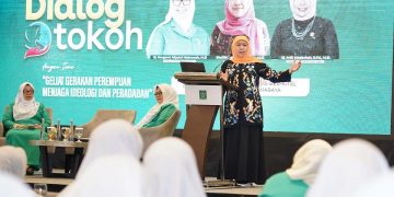 Khofifah Sampaikan Pentingnya Kreatifitas dan Inovasi Keberlanjutan di Konferensi Fatayat NU