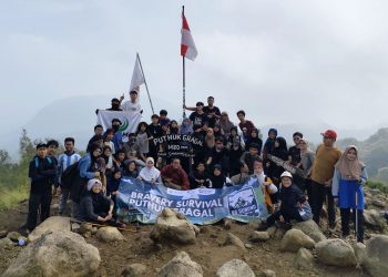 Mendaki Gunung Puthuk Gragal, Melatih Mental Juang
