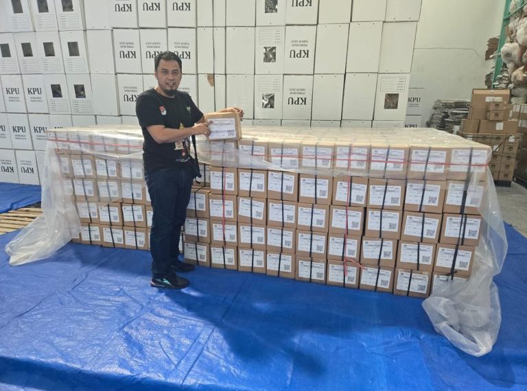 KPU Kabupaten Kediri Terima Logistik 644 Boks Kotak Suara
