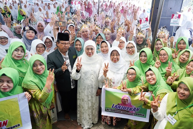 Pilihan Terkuat, Khofifah-Emil Lebih Dipilih Warga NU Dibanding Pasangan Lain