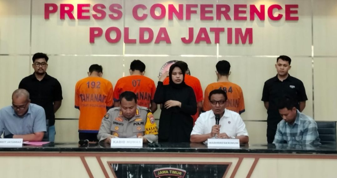 Empat Polisi Gadungan Ditangkap Subdit Jatanras Polda Jatim