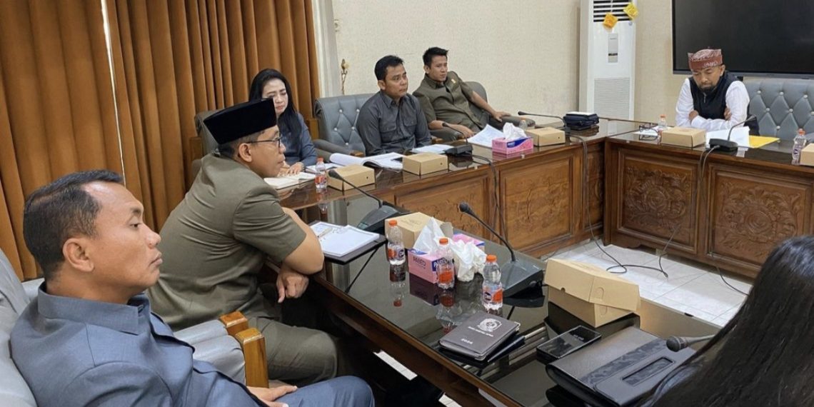 Raker KUA PPAS APBD Tahun 2024 Mulai Dibahas Komisi DPRD Banyuwangi