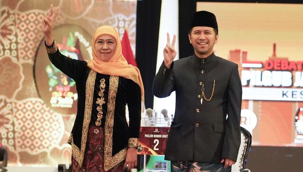 Paparkan Kerja Nyata dan Keberhasilan Kinerja, Khofifah-Emil Unggul Debat Pertama