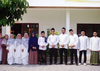 Pesantren Refah Islami Gresik Sambut Kunjungan Studi Tiru Ma’had Al-Arafah Sampit Kalteng
