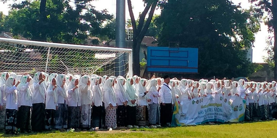 Ribuan Santri Berbagai wilayah di Kabupaten Kediri Upacara Peringatan HSN 2024