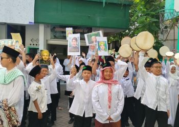 Peringati HSN 2024, SMP PGRI 1 Buduran Gelar Pawai Perjuangan Santri