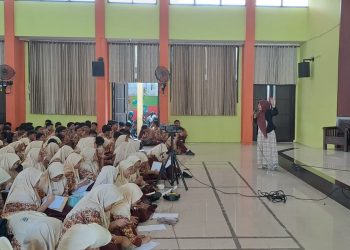 Kuatkan Ketahanan Membaca, SMA Negeri 1 Gedangan Lakukan Gerakan Literasi