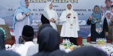 Peduli Pesantren dan Santri, Masyarakat Situbondo Bersama Khofifah-Emil