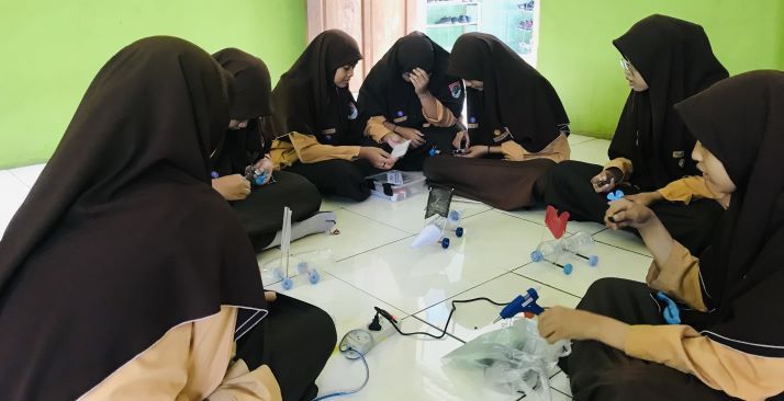 Siapkan Pemimpin Masa Depan, SMPIT Nurul Islam Krembung Intensifkan Ekstrakurikuler Robotika