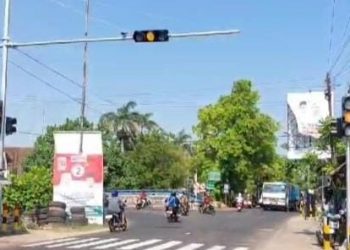 Traffic Light Baru di Simpang Tiga Tertek, Pengoperasian Masih Tunggu Dishub Jatim
