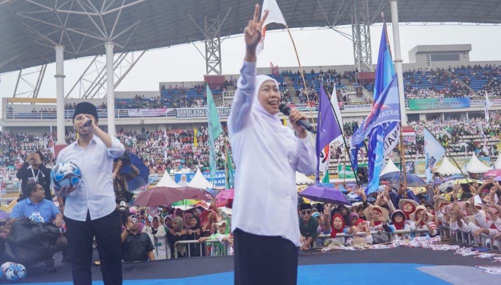 Elektabilitas Khofifah-Emil Melesat 2 Kali Lipat Ungguli Pesaing di Survei LSI Denny JA