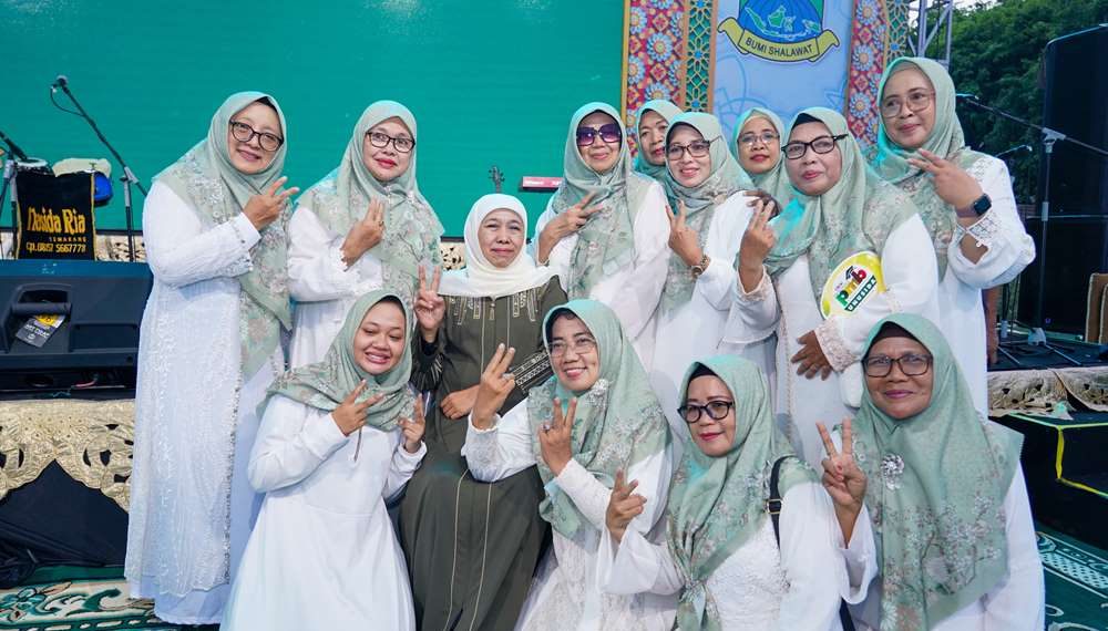 Gelombang Dukungan Kuat untuk Khofifah-Emil Dinilai Tak Lepas Kinerja Hebat Periode Pertama