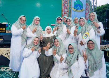 Gelombang Dukungan Kuat untuk Khofifah-Emil Dinilai Tak Lepas Kinerja Hebat Periode Pertama