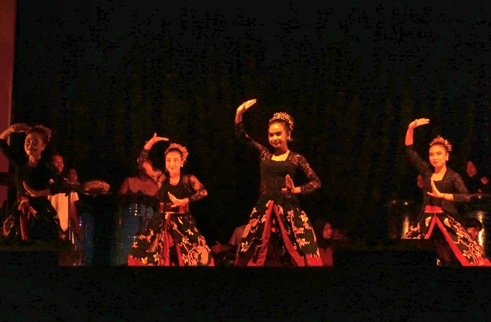 Mahasiswa Ilmu Komunikasi UTM Hidupkan Nilai Perjuangan Melalui Festifal Seni