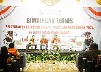 Jelang Coblosan, Bawaslu Banyuwangi Gelar Bimtek Pelatihan Saksi Pilkada 2024