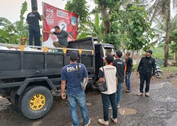 Ratusan APK di Purwoharjo Diturunkan, Bawaslu Banyuwangi Berharap Masa Tenang Kondusif
