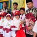 Peringati HGN 2024, Siswa SD Muhammadiyah 1 Krembung Memberi Reward Gurunya